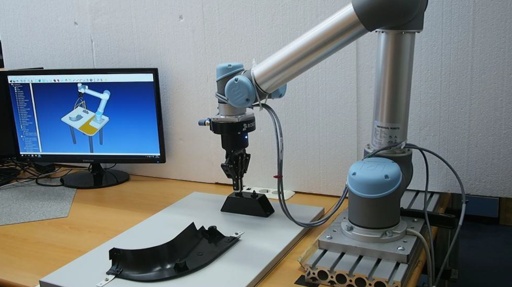 用工业机器人自动装配世界杯2022美洲预选赛直播