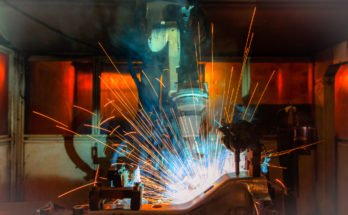 用机器人连接不同材料的方法