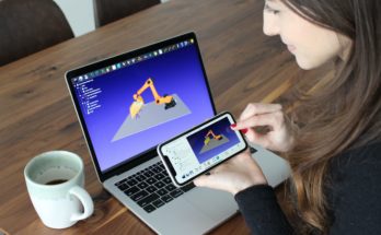 Robot Simulation and Programming for Mobile